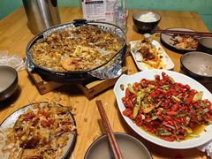 -堂瓦里·33年传统赣菜(第一街区店)