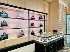 -Gucci(重庆IFS店)