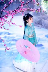 点击看大图 -九月鹰飞汉服摄影工作室
