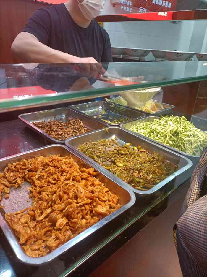 小西关传统面馆(西湖道店)-"传统面,味道不错,价格实惠.环境整洁,.