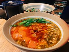 小锅米线-半山腰·云南菜(侨福芳草地店)