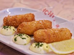-Pinchy's Lobster & Champagne Bar