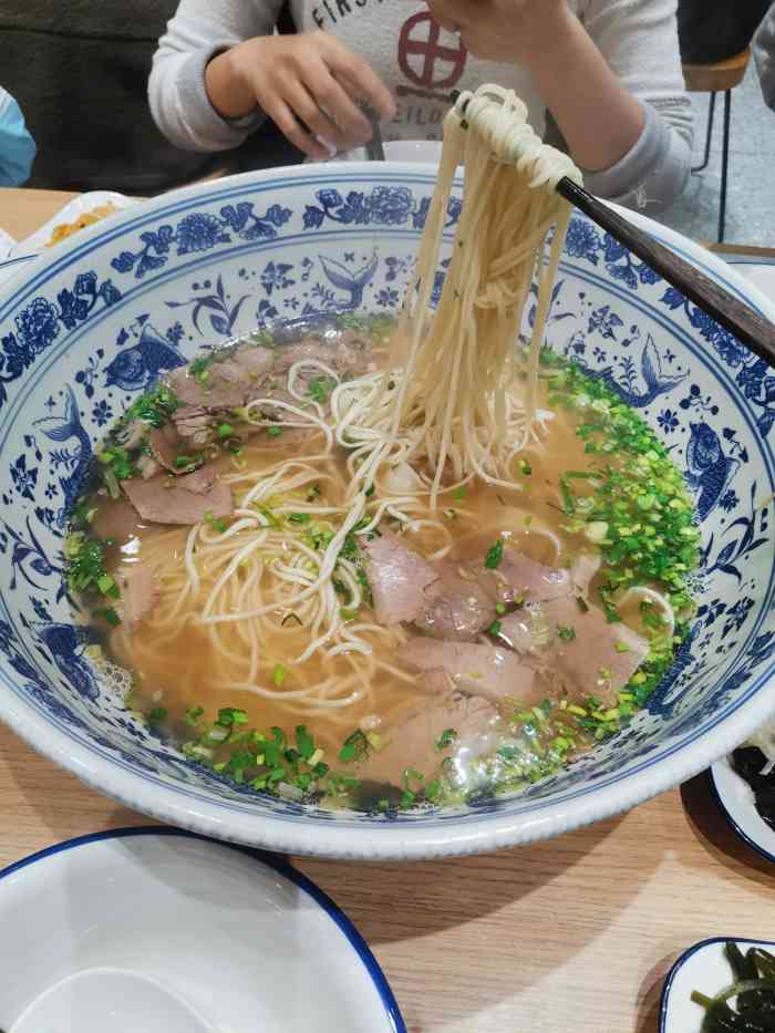 陈厚元牛肉面(台江万达店)-"慕名已久的店,据说很兰州味道的拉面店. .