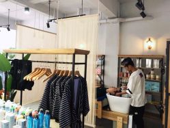 -摩力美发·烫·染·设计专业店