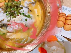 -大食代美食广场(上海中心店)