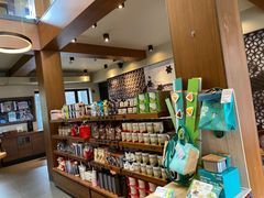 零售区-星巴克臻选(成都宽窄巷子店)