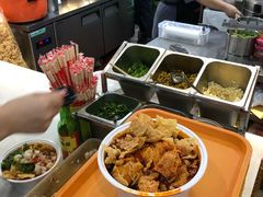 -老牌柳州螺蛳粉(同班同学美食城店)