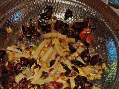 -小鱼小牛·鱼牛干锅·脆鱼火锅(世欧广场店)