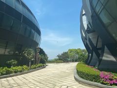 -上海滴水湖皇冠假日酒店