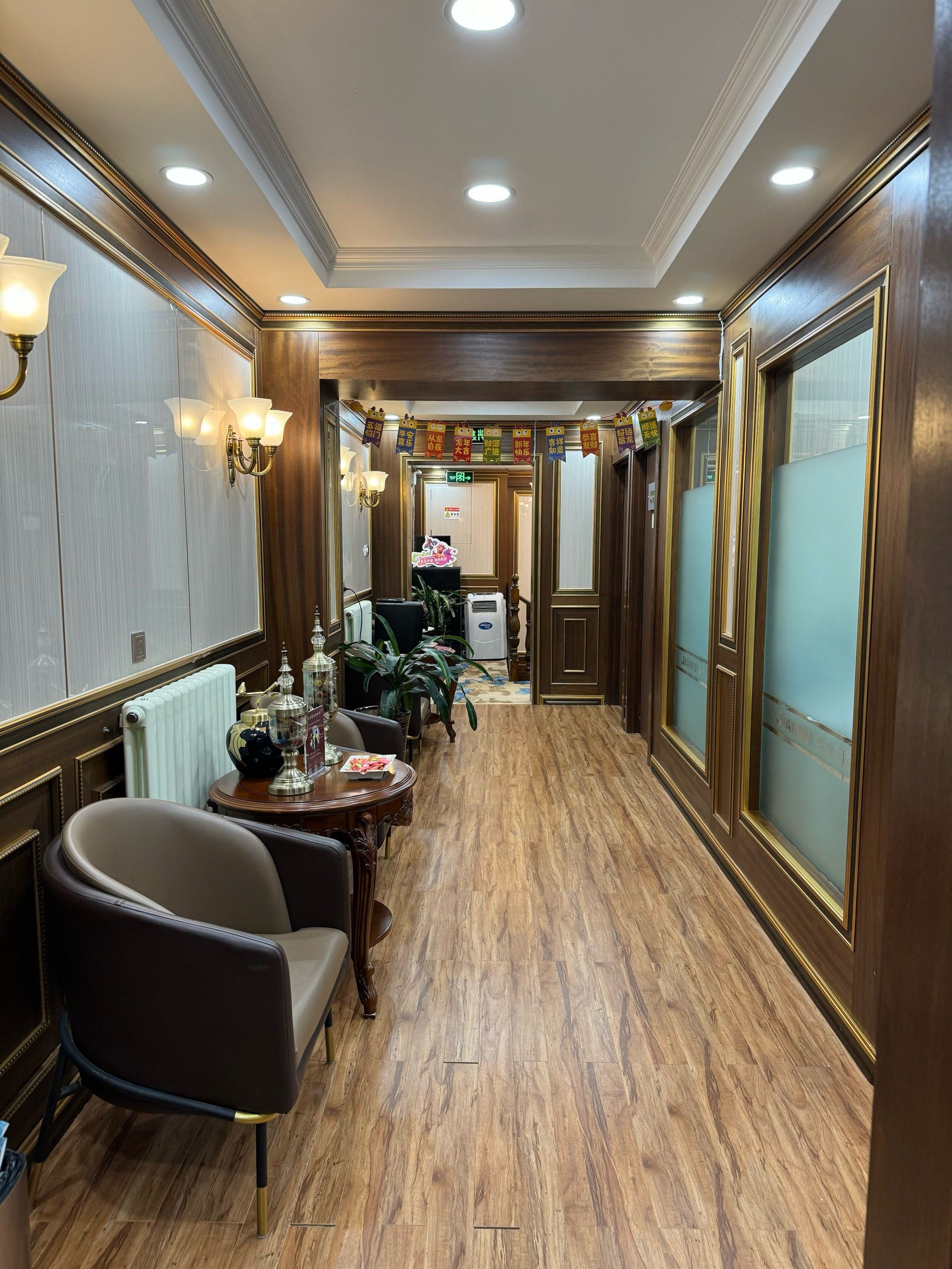 治疗过程,很享受,坏牙太多了,还会再来「佳美口腔