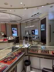 -周生生Chow Sang Sang(新世界店)