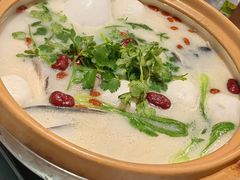 秀水汤鱼头皇-羡餐厅·杭帮菜·淳菜(千岛湖自由洲际殿店)