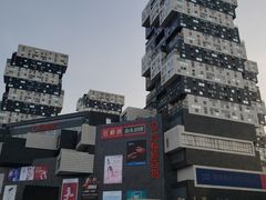-资和信百货商场