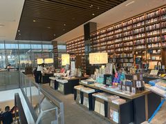 -茑屋书店(天目里店)