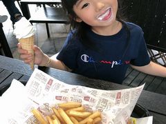 -The Habit Burger Grill 哈比特汉堡(爱琴海店)