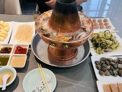 -鑫渔港海鲜本地菜·山海关浑锅(东戴河店)