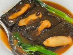 鲍汁松露焖黑豆腐-新雅(丰盛里店)