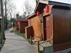 -上海怡沁园度假酒店