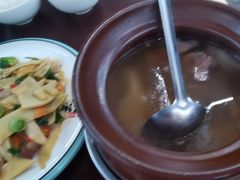 -民间瓦缸煨汤館(嵩山路店)