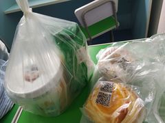 -好利来(万卉路店)