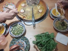 -洱火云南酸菜牛肉火锅(石景山当代商城店)