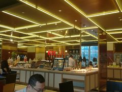 大堂-大中华希尔顿酒店-念自助餐·嗨啤·小龙虾