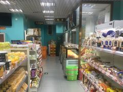 零售区-百年义利(榴乡路店)