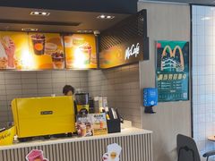 -麦当劳(轻轨曹杨路店)
