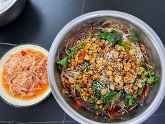 -周良天山牛杂城(天山路总店)
