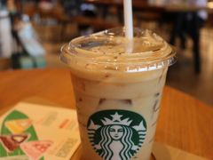 -星巴克(成都东站店)