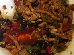 鱼香锅巴肉丝-刘胖子家常菜·蹄花焖藕(兴业店)