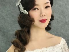 -金夫人化妆摄影职业培训学校