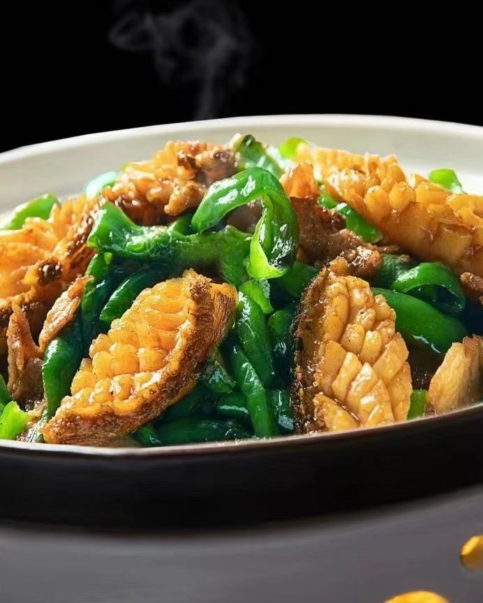 私房青椒炒鲍鱼啊,这道菜可真是美味极了!