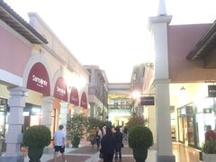 -佛罗伦萨小镇广佛名品奥特莱斯(疏港路店)