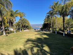-西昌邛海湾柏樾酒店(原邛海湾柏栎度假酒店)