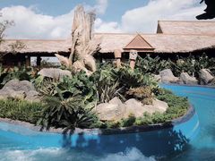 -七彩云南欢乐世界