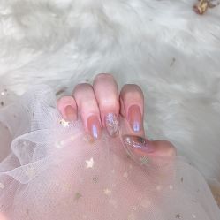 -雪奈传统美甲美睫