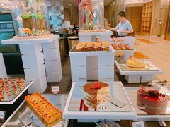 -圣丰索菲特·2 On 988 Café 自助餐厅