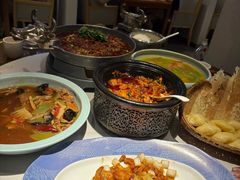 -万重锦·人文川菜馆(骡马市店)