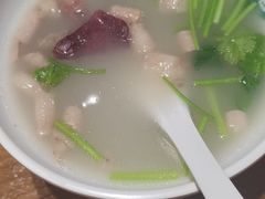 -老天桥酱肉烧饼夹肘子(天桥店)