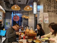 大堂-炉小二铜锅牛蛙•川湘菜(三里屯店)