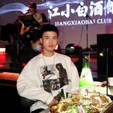 成都探店｜年轻人🉐️微醺地.江小白酒馆