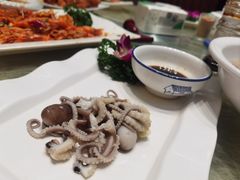 -谊荣海鲜大牌档(石湖店)