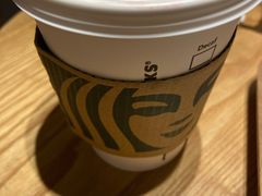 -星巴克臻选(上海中环广场2F店)