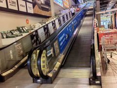 -百安居装修建材卖场(南山店)
