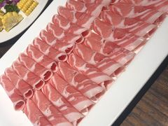 精选盐池羔羊肉-和院老火锅铜锅烧烤海鲜(朱雀大街店)