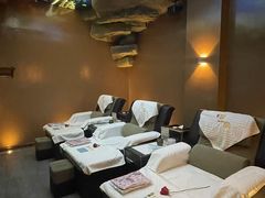 -秘地·影院式足浴SPA(凤三旗舰店)
