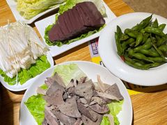 -茸梅路右拐龙虾-农家菜(松江店)