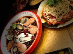 -老东镇啤酒屋海鲜加工·蒸汽海鲜·海鲜烧烤(台东店)