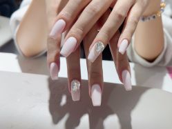 -瞧·享轻奢美甲美睫